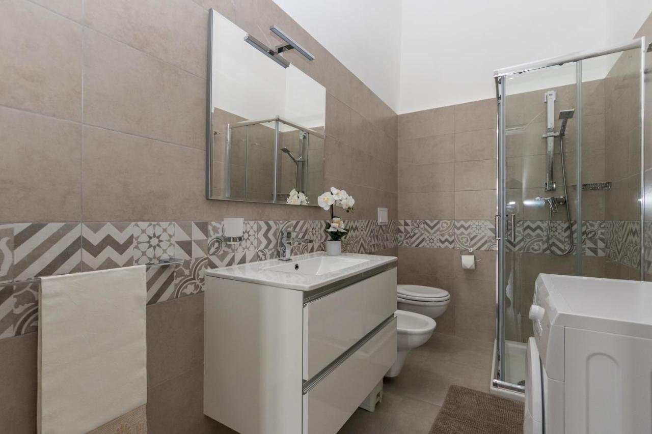 Drooms. Felline Exterior foto