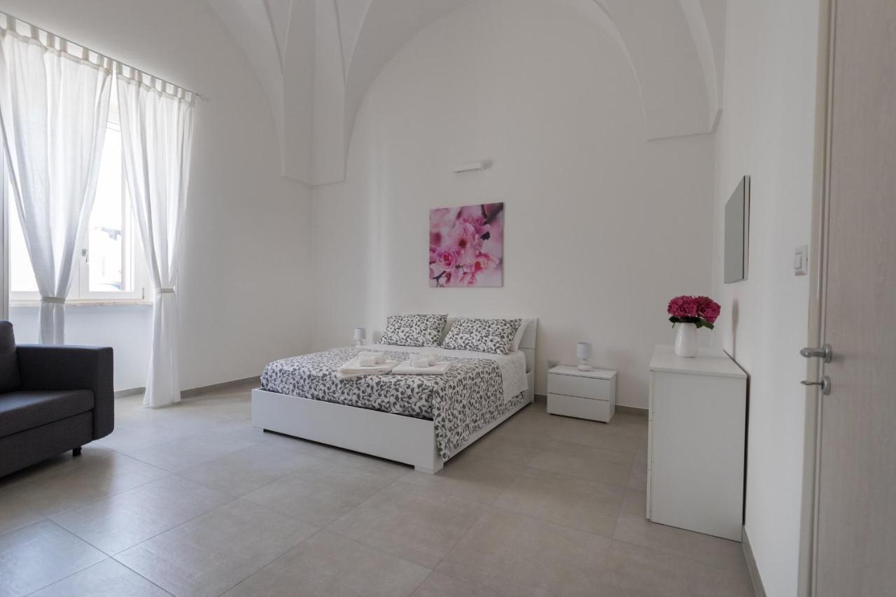 Drooms. Felline Exterior foto
